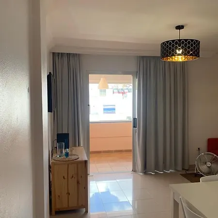 Los Cristianos Apartamento En Residencial Los Seres * Los Cristianos (Tenerife)